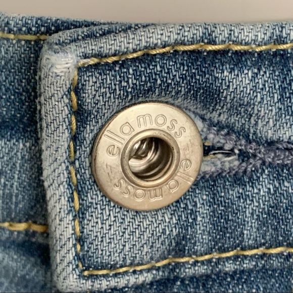 ELLA MOSS High Waist Straight Denim Shorts Raw Hem High Rise Size 4/27 - Picture 8 of 15